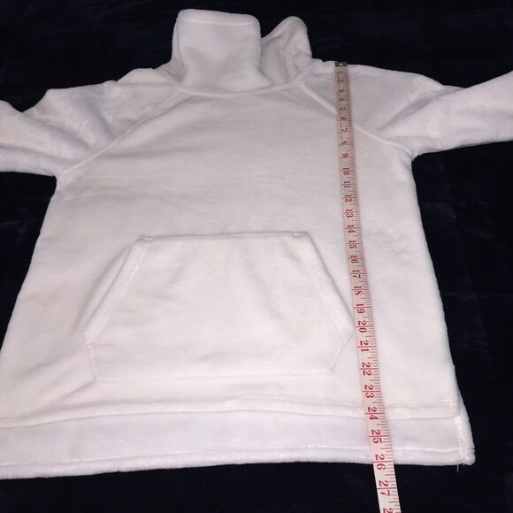 C9 by Champion Super Soft Fuzzy Sweatshirt Sz M Ivory Front Pocket High Neck - Picture 7 of 8